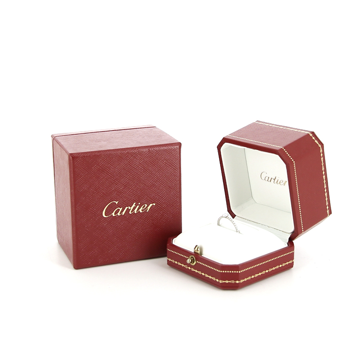 Sortija solitaria Cartier Etincelle en platino y diamantes - Detail D2