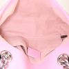 Borsa a tracolla Gucci GG Marmont mini in pelle trapuntata rosa con decori geometrici - Detail D3 thumbnail