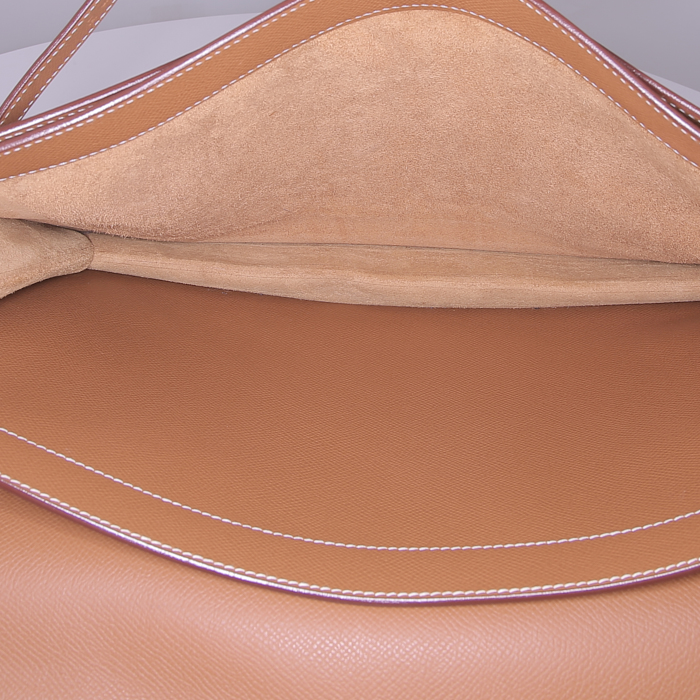 Borsa portadocumenti Hermès Kelly Dépêches in pelle Epsom gold - Detail D2
