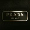 Bolso bandolera Prada Re-Nylon en lona negra - Detail D4 thumbnail