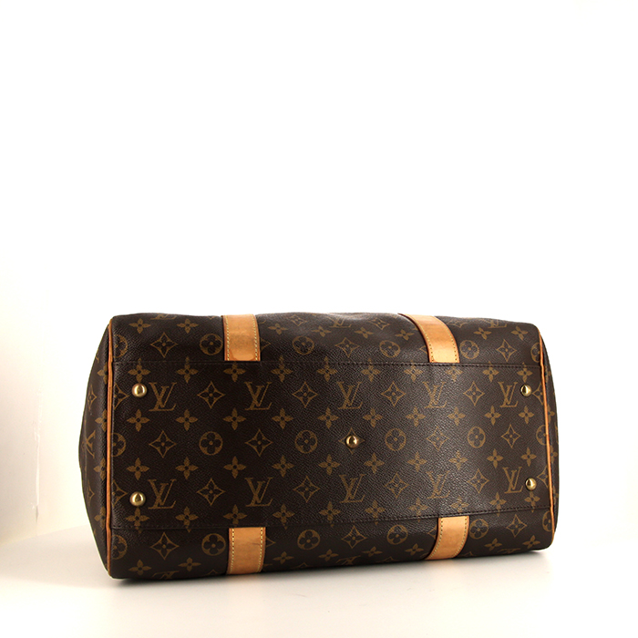 Sac de week end Louis Vuitton Carryall en toile monogram enduite marron et cuir naturel - Detail D4