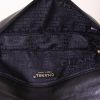 Chanel Baguette handbag/clutch in black leather - Detail D3 thumbnail