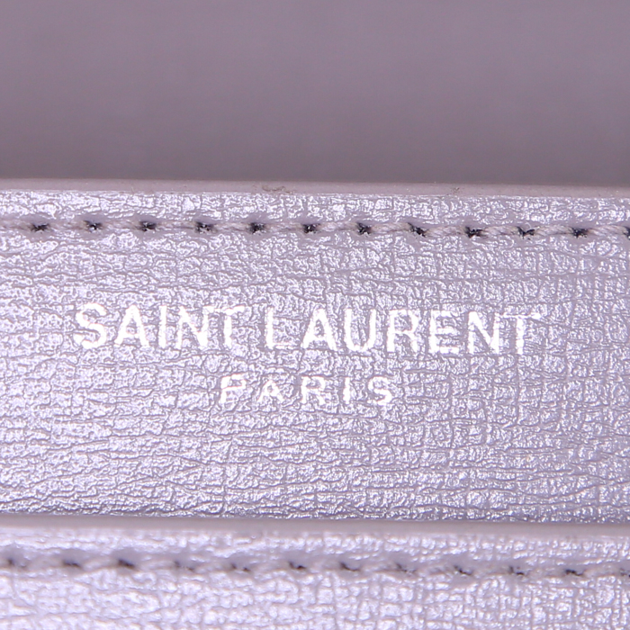 Saint Laurent Sunset shoulder bag in grey grained leather - Detail D4