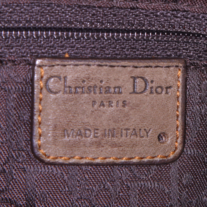 Dior Gaucho handbag in brown leather - Detail D3