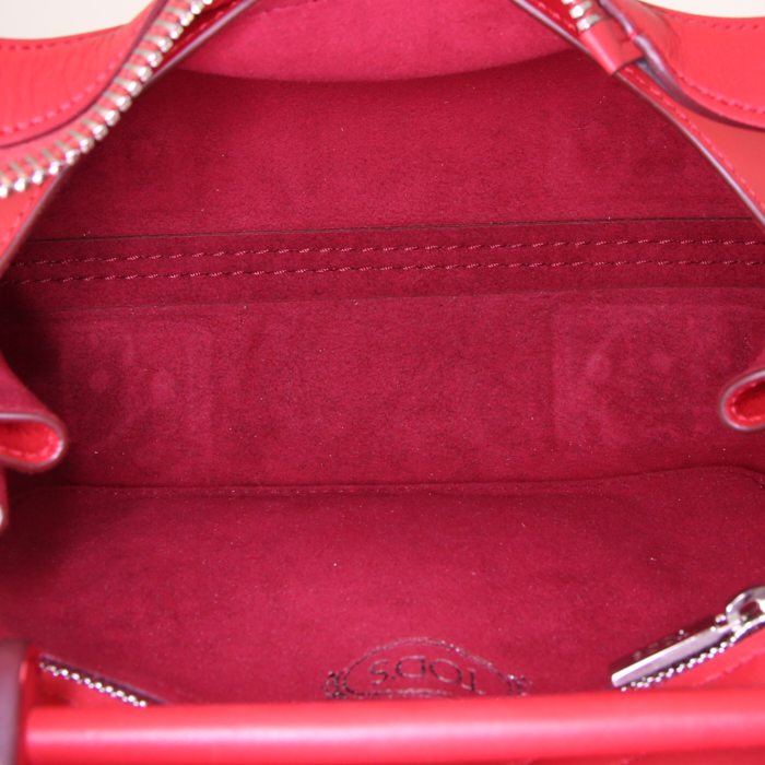 Sac à main Tod's Wave mini en cuir rouge - Detail D3