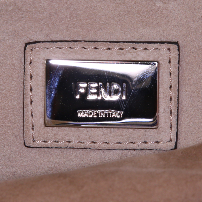 Fendi  Peekaboo medium model  handbag  in beige suede - Detail D4