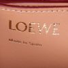 Sac à main Loewe Goya en cuir bordeaux - Detail D4 thumbnail
