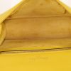 Bolso de mano Dior Diorama en cuero amarillo - Detail D3 thumbnail