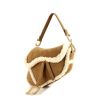 Bolso de mano Dior Saddle en piel volteada marrón y piel con lana blanca - 00pp thumbnail