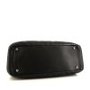 Bolso de mano Chanel Shopping GST modelo grande en cuero granulado acolchado negro - Detail D4 thumbnail