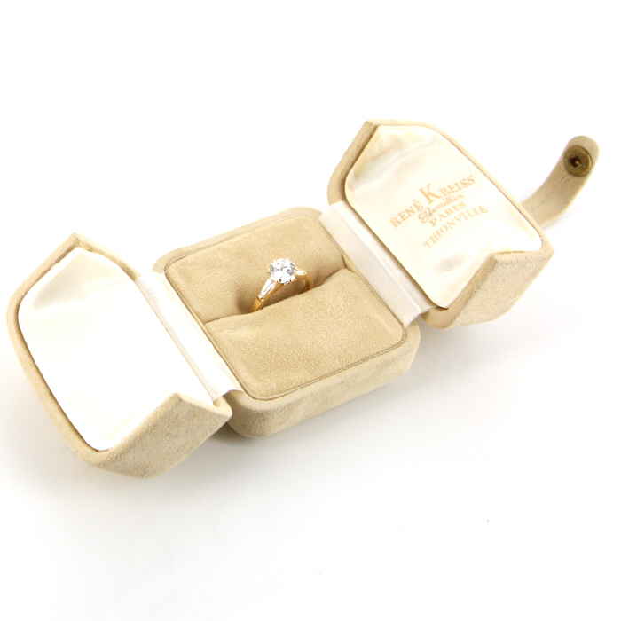 Sortija solitaria Vintage en oro amarillo y diamantes (1,45 ct) - Detail D2