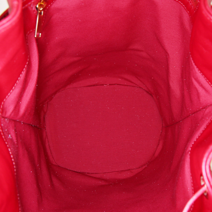 Mochila Celine C bag en cuero acolchado rojo - Detail D2