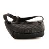 Pochette-ceinture Chanel en cuir matelassé noir - Detail D4 thumbnail