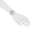Van Cleef & Arpels Alhambra watch in white gold Circa  2020 - Detail D1 thumbnail