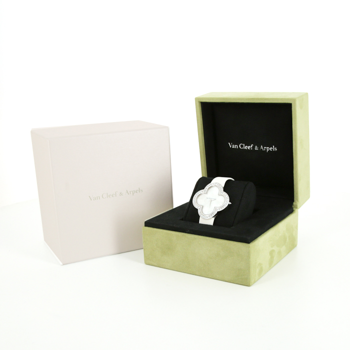 Montre Van Cleef 
Arpels Alhambra en or blanc Vers  2020