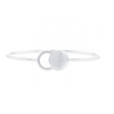 Opening Dinh Van Ombre de Lune bangle in white gold