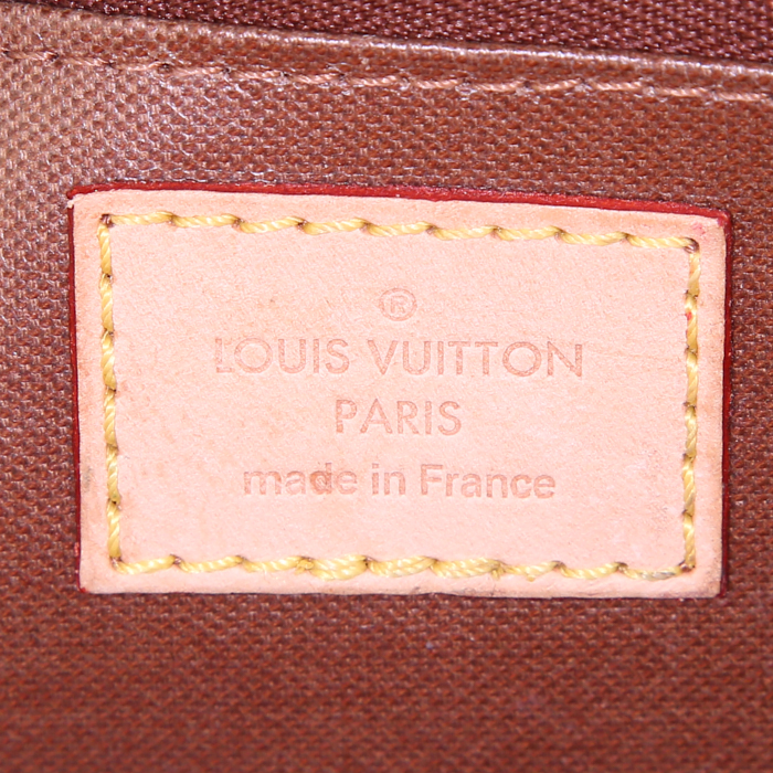 Louis Vuitton toilet set in brown monogram canvas and natural leather - Detail D2
