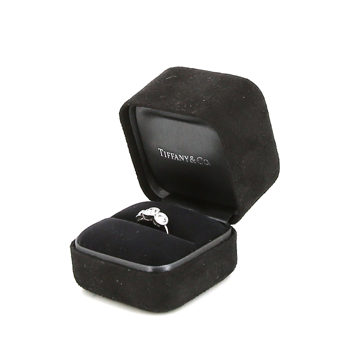 Bague Tiffany & Co Circlet en platine et diamants - Detail D2