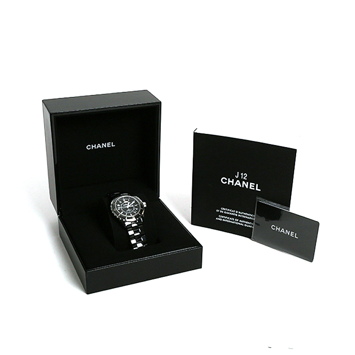 Chanel J12 watch in ceramic Ref:  H0685 Circa  2010 - Detail D2