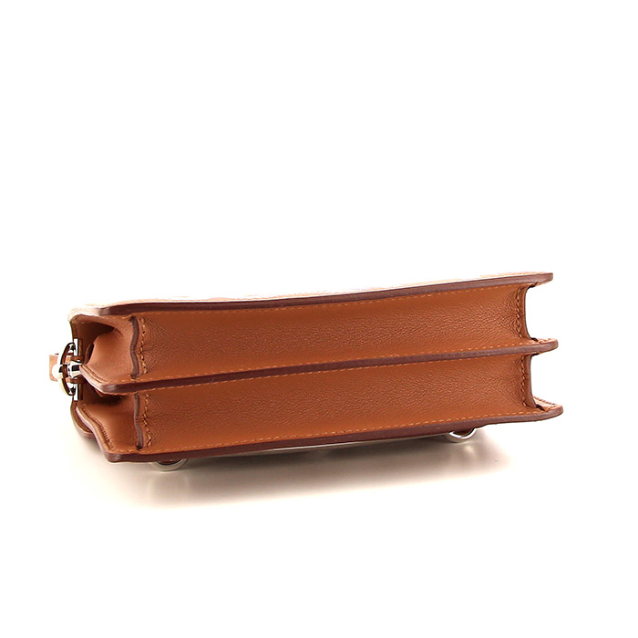 Sac bandoulière Hermès Roulis Eperon D'Or en cuir Swift gold - Detail D4