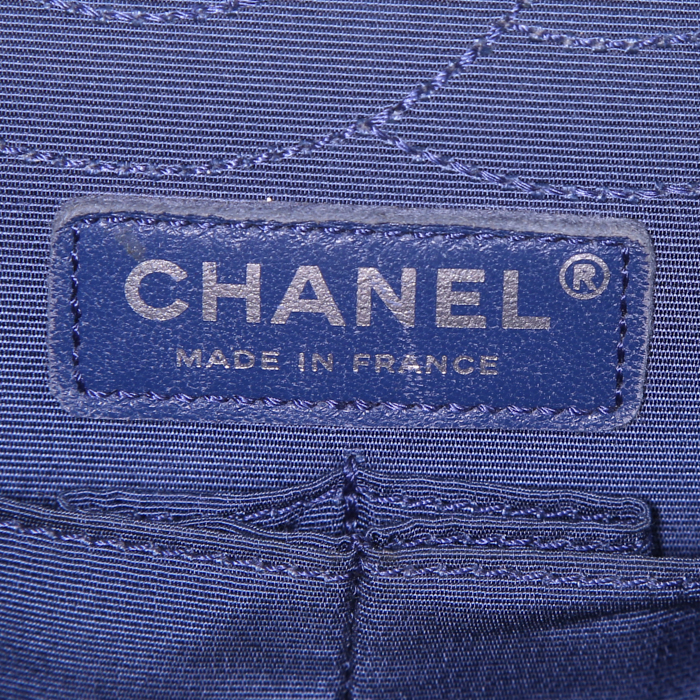 Chanel 2.55 handbag in grey denim canvas and tweed - Detail D4
