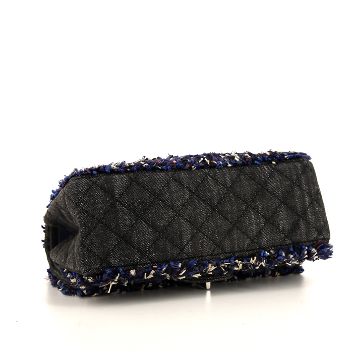 Bolso de mano Chanel 2.55 en lona denim gris y tweed - Detail D5
