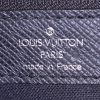 Borsa da viaggio Louis Vuitton in pelle taiga nera - Detail D3 thumbnail