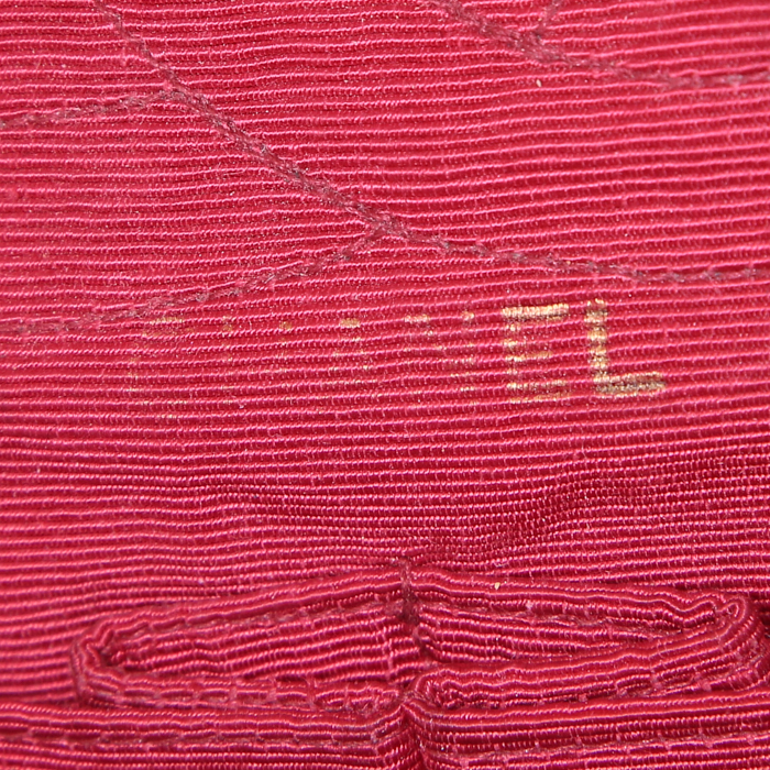 Sac à main Chanel Vintage en jersey matelassé noir - Detail D4