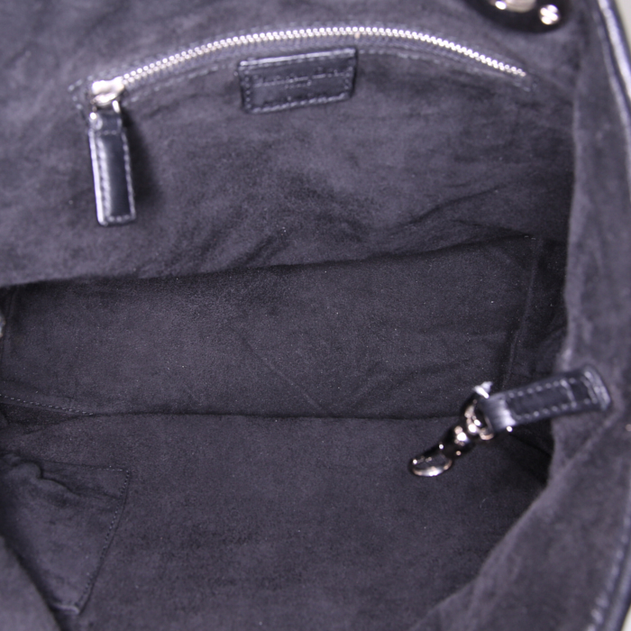 Sac à main Dior Granville en cuir gris - Detail D2