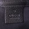 Gucci Bamboo handbag in black grained leather - Detail D4 thumbnail