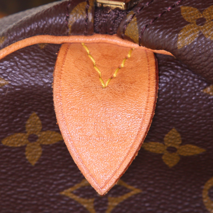 Bolsa de viaje Louis Vuitton Keepall 55 cm en lona Monogram marrón y cuero natural - Detail D3