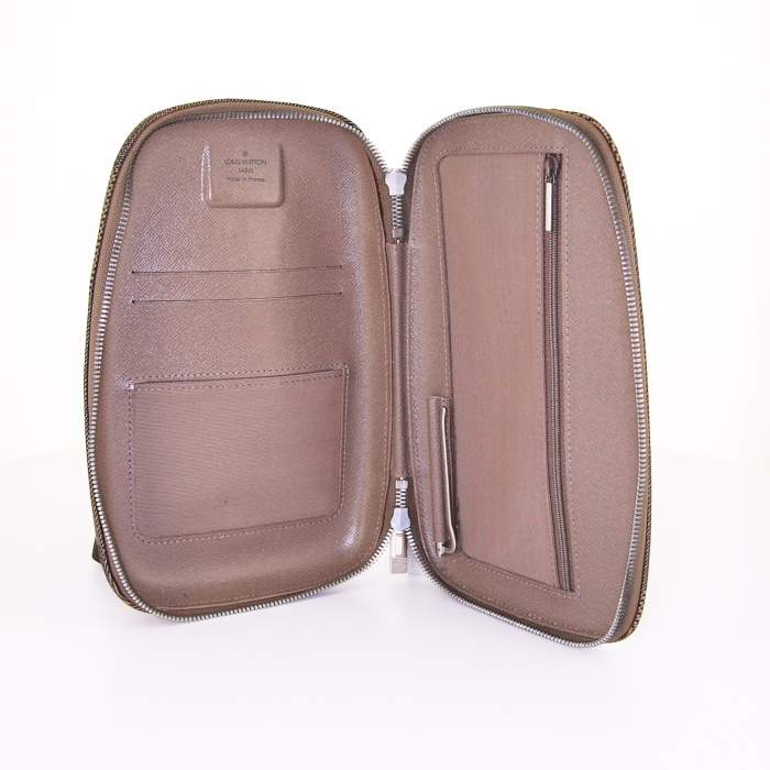 Sac bandoulière Louis Vuitton Geant Messager en toile grise et cuir naturel - Detail D2