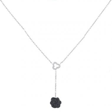 Collana Chanel Camelia in oro bianco,  onice e diamanti