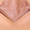Bolso de mano Chanel en cuero acolchado beige - Detail D2 thumbnail