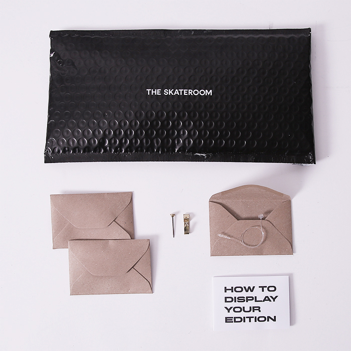 JR x The Skateroom, "La pyramide, 19 juin 2016", triptych of silkscreened skateboards, numbered and stamped, certificate of authenticity, of 2019 - Detail D4