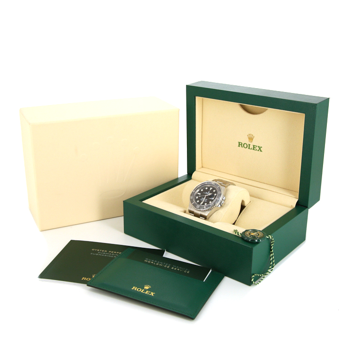 Rolex Submariner Date watch in stainless steel Ref:  126610LN Circa  2021 - Detail D2