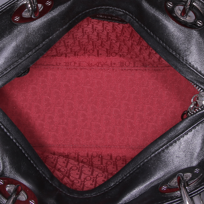 Bolso de mano Dior Lady Dior modelo mediano en cuero cannage negro - Detail D3