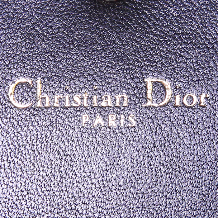 Sac/pochette Dior Diorama Wallet on Chain en cuir noir - Detail D4