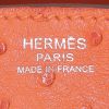 Sac à main Hermes Lindy en autruche orange - Detail D3 thumbnail