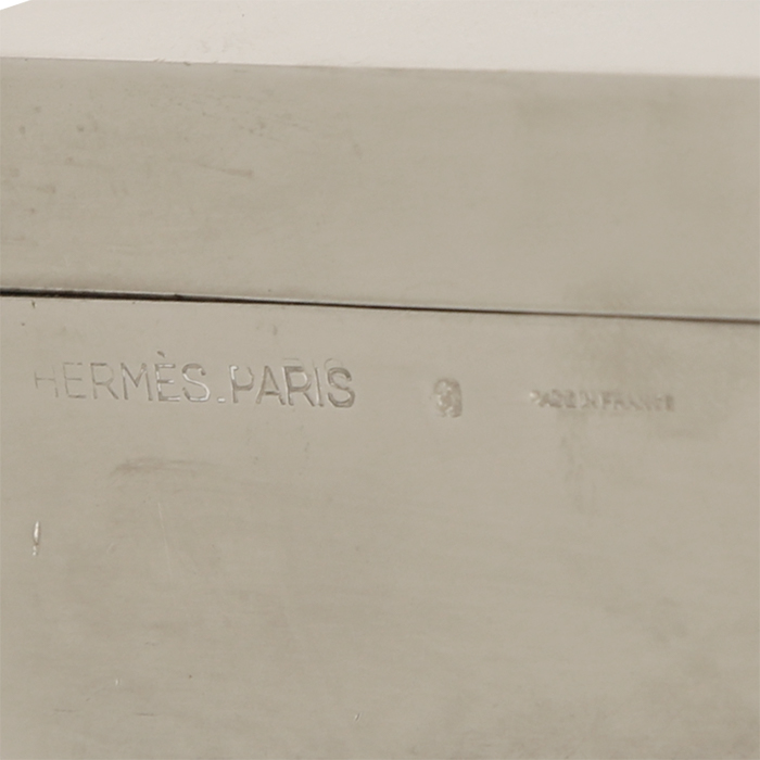 Hermès, boîte à cartes "Boucle", en métal argenté et doré, signée, des années 1980 - Detail D4