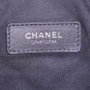 Bolsito-cinturón Chanel en cuero acolchado negro - Detail D3 thumbnail