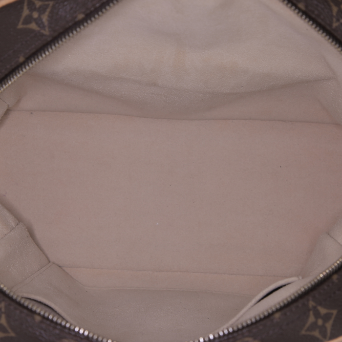 Sac à main Louis Vuitton Manhattan en toile monogram marron et cuir naturel - Detail D3