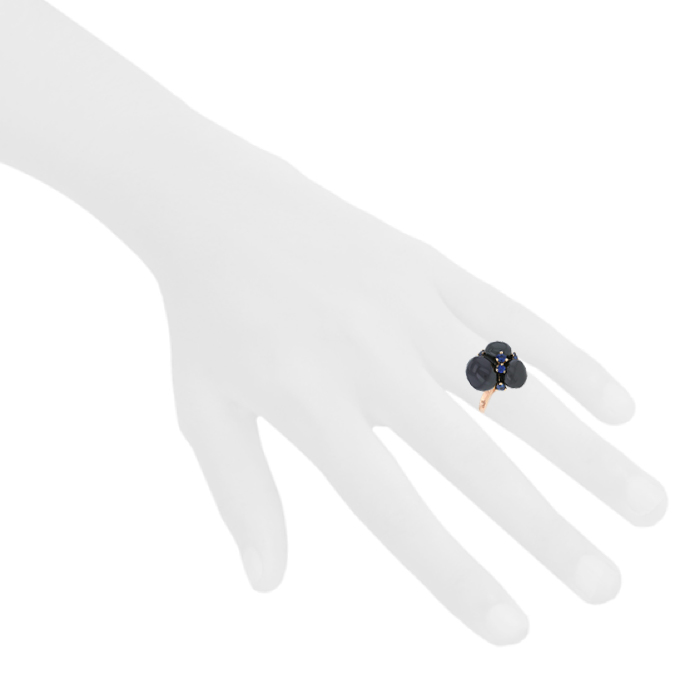 Pomellato Capri large model ring in pink gold,  ceramic and sapphires - Detail D1
