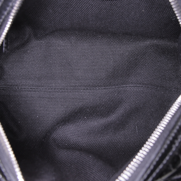 Sac à main Dior Speedy en cuir verni monogram noir - Detail D2