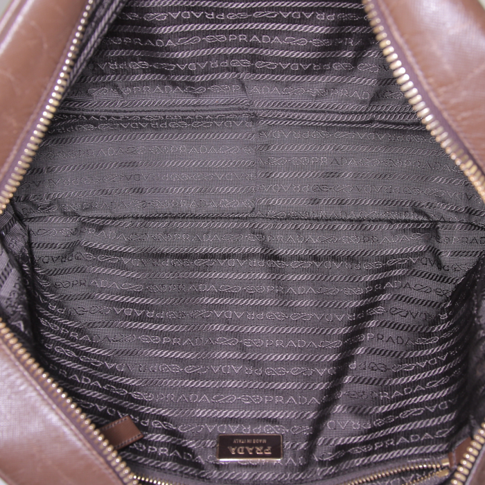 Prada Bauletto handbag in brown leather saffiano - Detail D2
