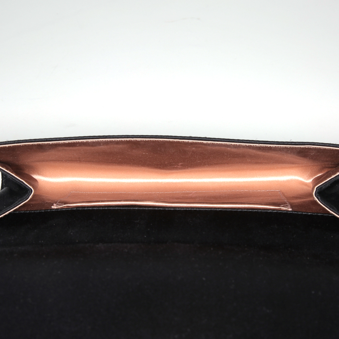 Pochette du soir Saint Laurent en satin noir - Detail D2