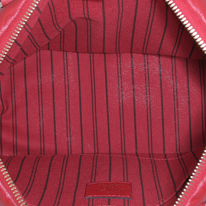 Louis Vuitton Mazarine handbag in red empreinte monogram leather - Detail D3