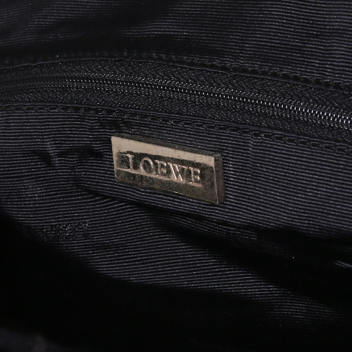 Loewe Amazona handbag in black suede and black patent leather - Detail D3