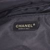 Valise Chanel  Chanel Voyage en toile matelassée noire - Detail D3 thumbnail
