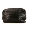 Bottega Veneta Clasp pouch in black intrecciato leather - 360 thumbnail